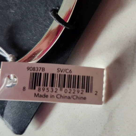 Signature COACH Pavé Multi Hangtag Hinged Bangle with Gorgeous Gift Box - Picture 6 of 10